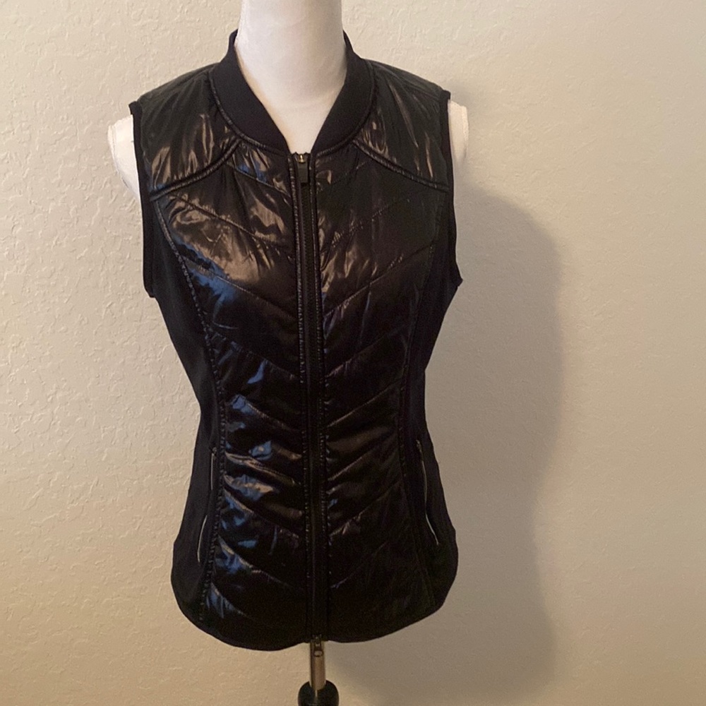 Zella vest😎